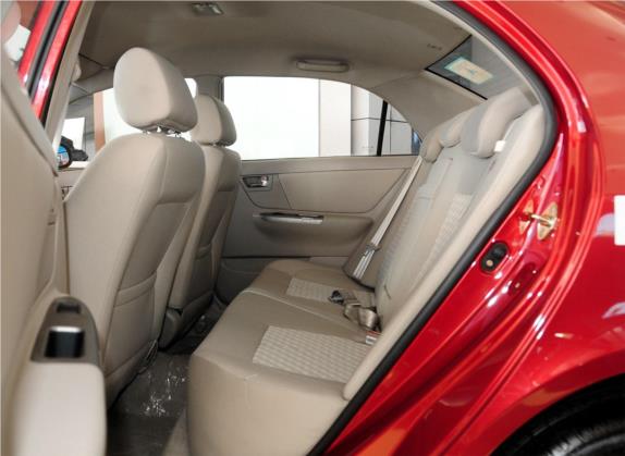 海景 2012款 节能版 1.5L 手动进取型 车厢座椅   后排空间