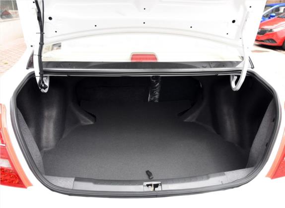 海景 2015款 1.5L 手动进取型 车厢座椅   后备厢