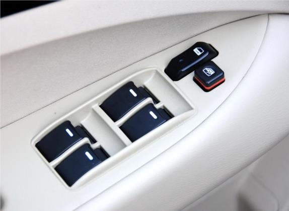 吉利GC7 2012款 1.8L 手动精英型 车厢座椅   门窗控制