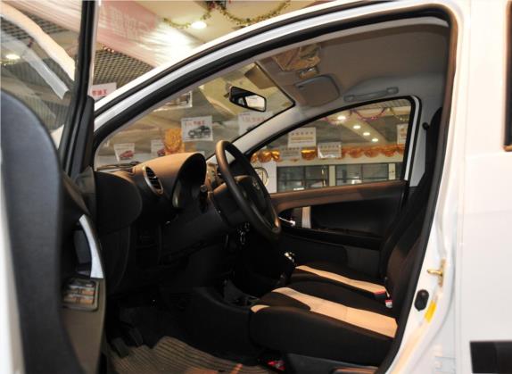 吉利GX2 2011款 1.3L 手动舒适型 车厢座椅   前排空间
