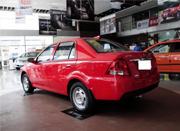 吉利SC3 2012款 1.3L 标准型 外观   斜后