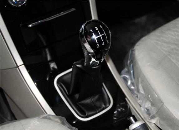 吉利SC3 2012款 1.3L 标准型 中控类   挡把