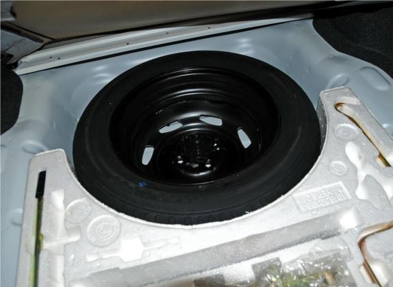 吉利SC3 2012款 1.3L 豪华型 其他细节类   备胎