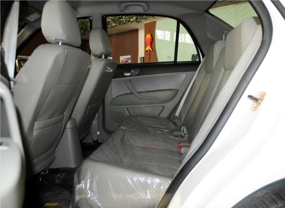 吉利SC3 2012款 1.3L 豪华型 车厢座椅   后排空间