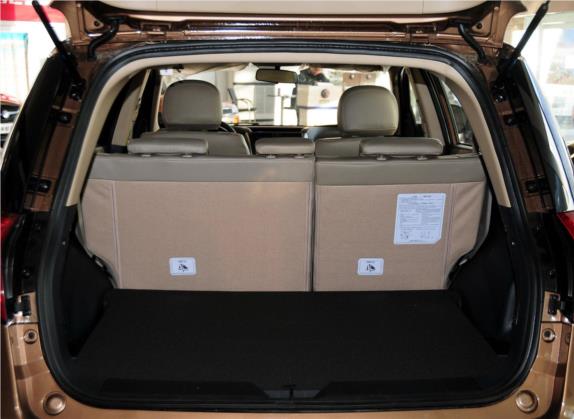 吉利SX7 2013款 1.8L 手动进取型 车厢座椅   后备厢