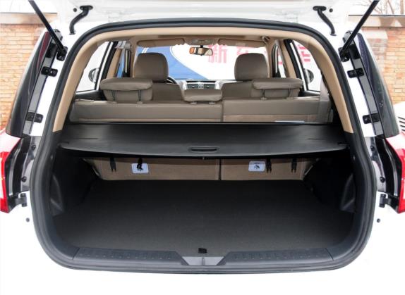 吉利SX7 2013款 1.8L 手动尊贵型 车厢座椅   后备厢
