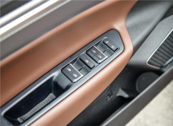 帝豪GS 2016款 优雅版 1.3T 自动臻尚型 车厢座椅   门窗控制
