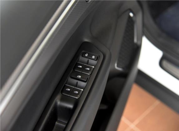 帝豪GS 2016款 优雅版 1.8L 手动领尚型 车厢座椅   门窗控制