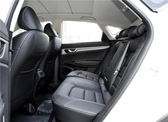 帝豪GS 2016款 优雅版 1.8L 自动领尚型 车厢座椅   后排空间