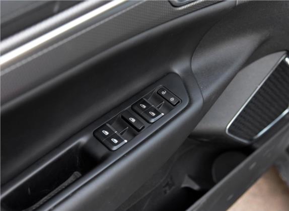 帝豪GS 2016款 运动版 1.8L 手动领尚型 车厢座椅   门窗控制