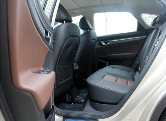 帝豪GS 2017款 优雅版 1.3T 自动智联型 车厢座椅   后排空间