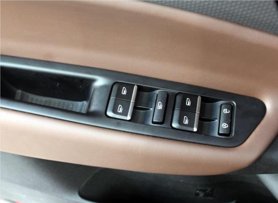 帝豪GS 2017款 优雅版 1.3T 自动智联型 车厢座椅   门窗控制