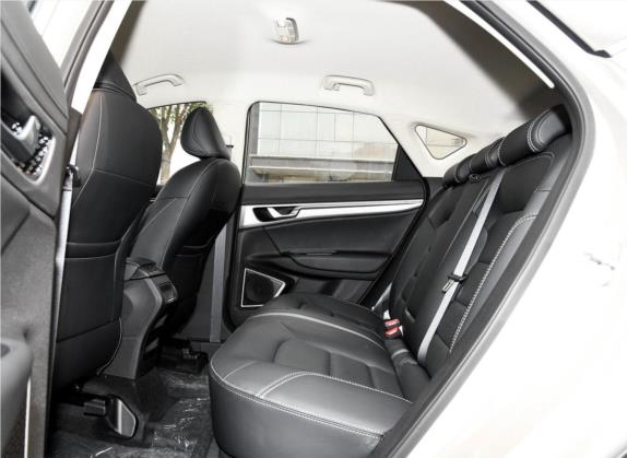 帝豪GS 2018款 优雅版 1.8L 自动领尚型 车厢座椅   后排空间