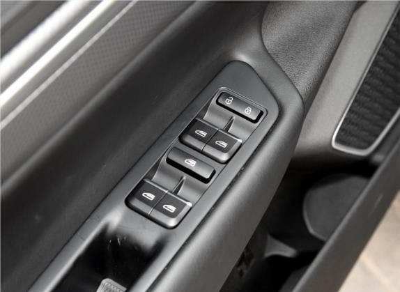 帝豪GS 2018款 优雅版 1.8L 自动领尚型 车厢座椅   门窗控制