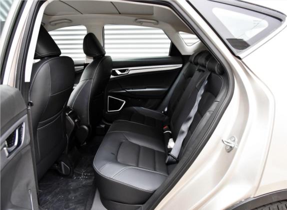 帝豪GS 2018款 运动版 1.8L 自动领尚型 车厢座椅   后排空间