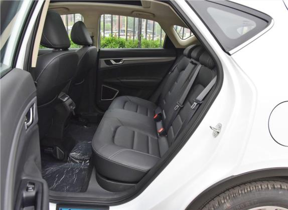 帝豪GS 2018款 运动版 1.4T 手动领尚型 车厢座椅   后排空间