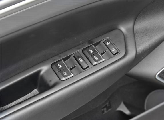 帝豪GS 2018款 运动版 1.4T 自动领尚型 车厢座椅   门窗控制