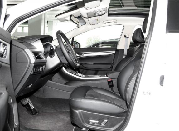 帝豪GS 2018款 领潮版 1.4T 自动尊尚智联型 车厢座椅   前排空间