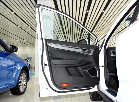 帝豪GS 2018款 领潮版 1.4T 自动尊尚智联型 车厢座椅   前门板