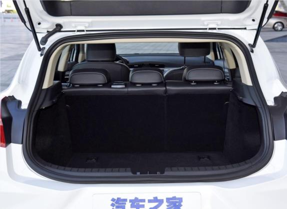 帝豪GS 2019款 1.4T CVT动 车厢座椅   后备厢