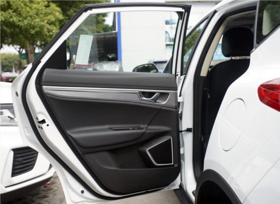 帝豪GS 2019款 1.8L 手动领尚型 车厢座椅   前门板