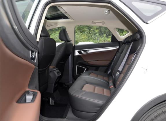 帝豪GS 2019款 1.4T CVT雅 Pro 车厢座椅   后排空间