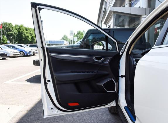 帝豪GS 2020款 1.4T CVT雅 车厢座椅   前门板