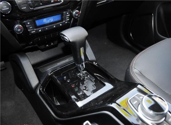 豪情SUV 2014款 2.4L 自动两驱尊贵型 中控类   挡把