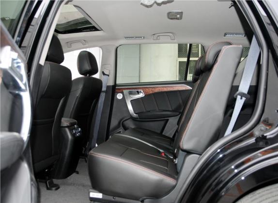 豪情SUV 2014款 2.4L 手动四驱尊贵型 车厢座椅   后排空间