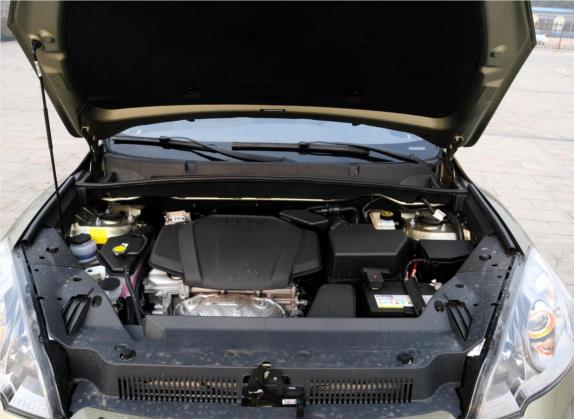 豪情SUV 2014款 2.4L 自动两驱豪华型 其他细节类   发动机舱
