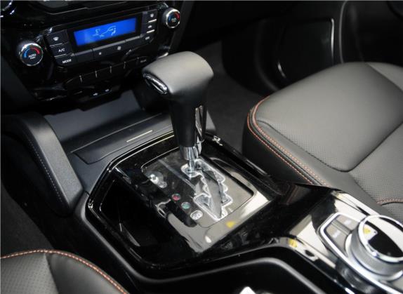 豪情SUV 2014款 2.4L 自动两驱豪华型 中控类   挡把