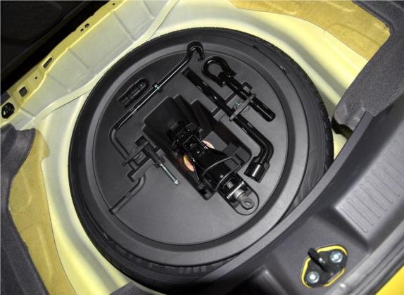 帝豪 2014款 两厢 1.3T CVT尊贵型 其他细节类   备胎