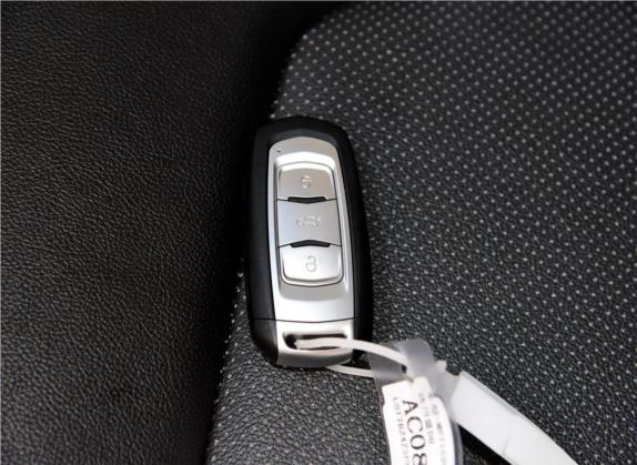 帝豪 2015款 三厢 1.5L CVT向上版 其他细节类   钥匙