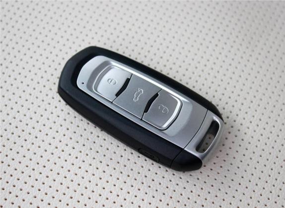 帝豪 2015款 两厢RS 1.5L CVT向上版 其他细节类   钥匙