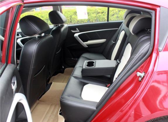 帝豪 2015款 两厢RS 1.5L CVT向上版 车厢座椅   后排空间