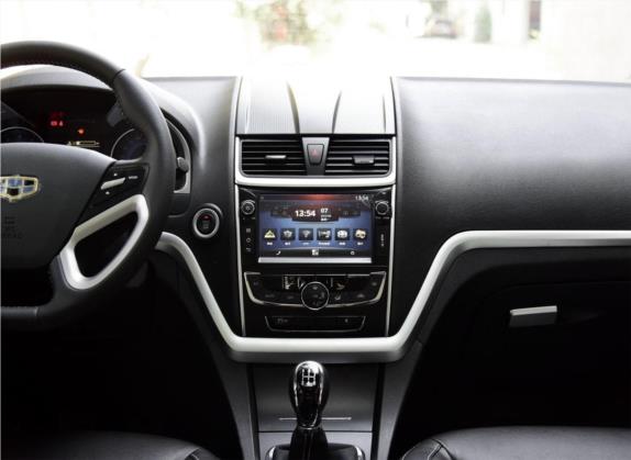 帝豪 2015款 两厢RS 1.5L 手动向上版 中控类   中控台