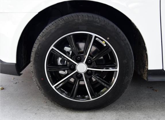 帝豪 2015款 两厢RS 1.5L 手动向上版 其他细节类   前轮