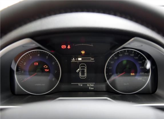 帝豪 2015款 两厢RS 1.5L 手动向上版 中控类   仪表盘