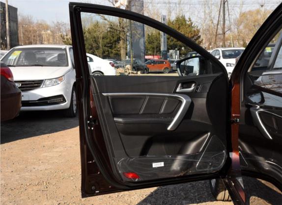 帝豪 2016款 三厢 1.5L CVT向上版 车厢座椅   前门板