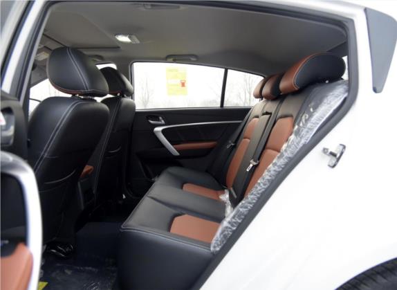 帝豪 2016款 两厢RS 1.5L CVT向上版 车厢座椅   后排空间