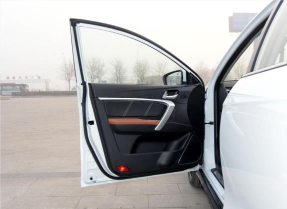 帝豪 2016款 两厢RS 1.5L CVT向上版 车厢座椅   前门板