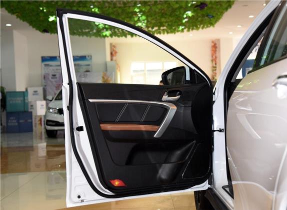 帝豪 2016款 两厢RS 1.3T CVT向上版 车厢座椅   前门板