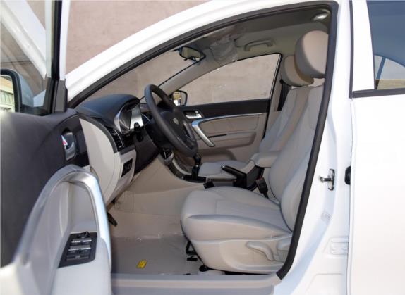 帝豪 2016款 三厢 1.5L 手动时尚型 车厢座椅   前排空间