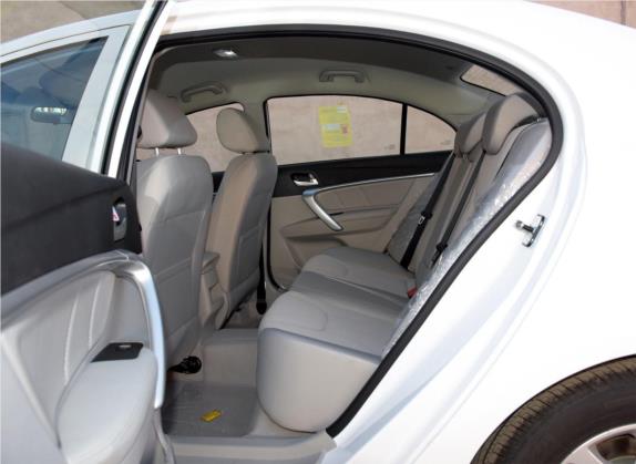 帝豪 2016款 三厢 1.5L 手动时尚型 车厢座椅   后排空间