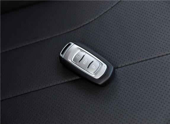 帝豪 2016款 三厢 1.5L 手动向上版 其他细节类   钥匙
