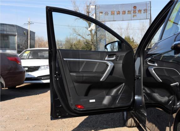 帝豪 2016款 三厢 1.5L 手动向上版 车厢座椅   前门板