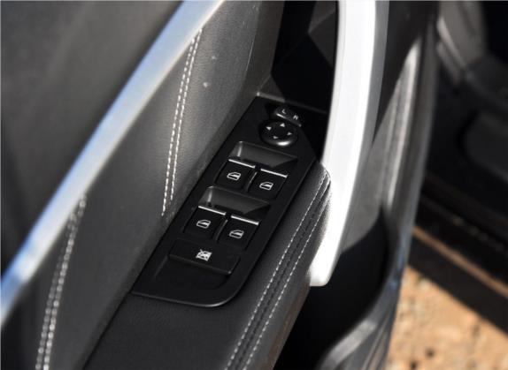 帝豪 2016款 三厢 1.5L 手动向上版 车厢座椅   门窗控制