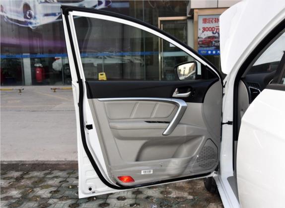 帝豪 2016款 三厢 1.5L CVT豪华型 车厢座椅   前门板