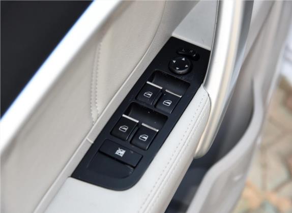 帝豪 2016款 三厢 1.5L CVT豪华型 车厢座椅   门窗控制
