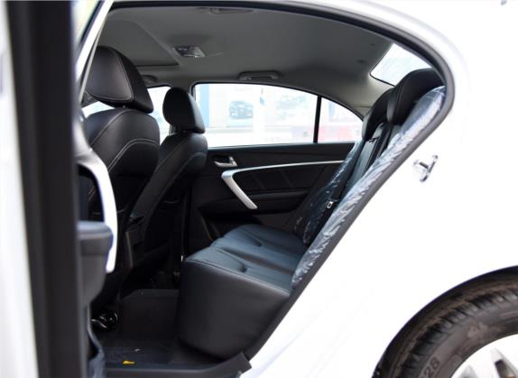 帝豪 2016款 三厢 1.3T 手动向上版 车厢座椅   后排空间